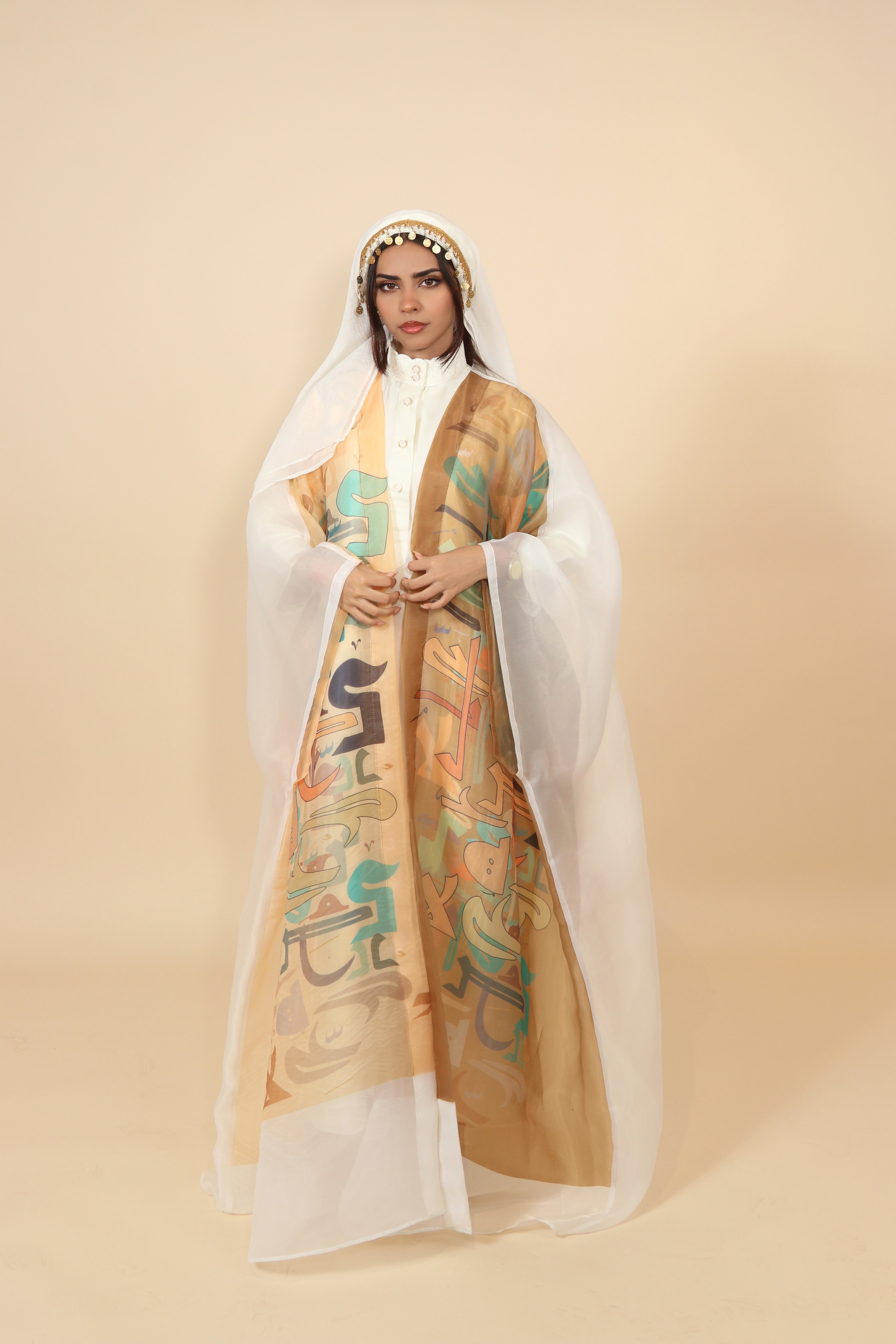 عباءة زبون 