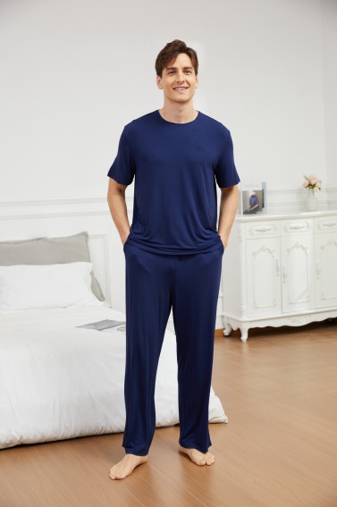 Leen | Navy whisper