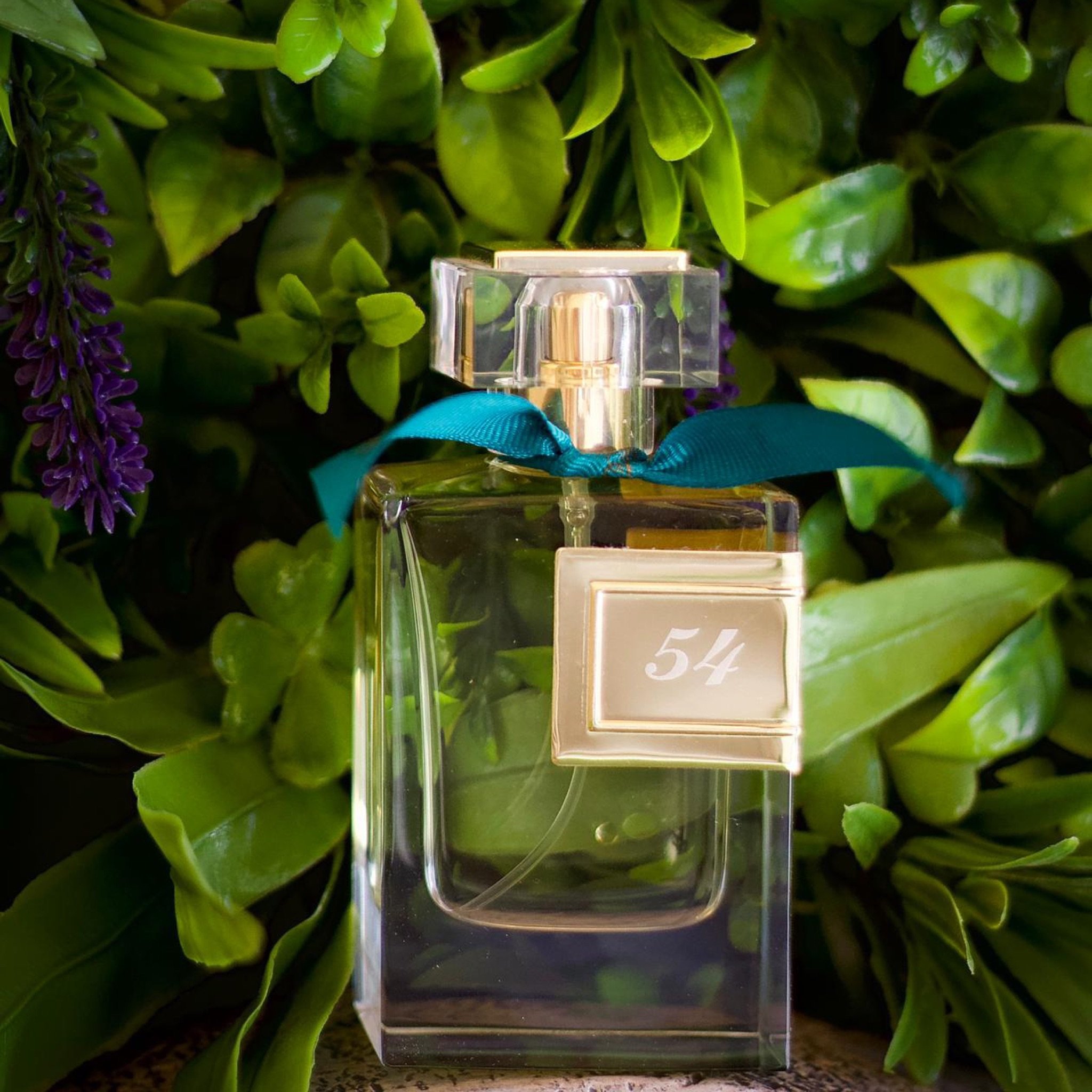 عطر 54