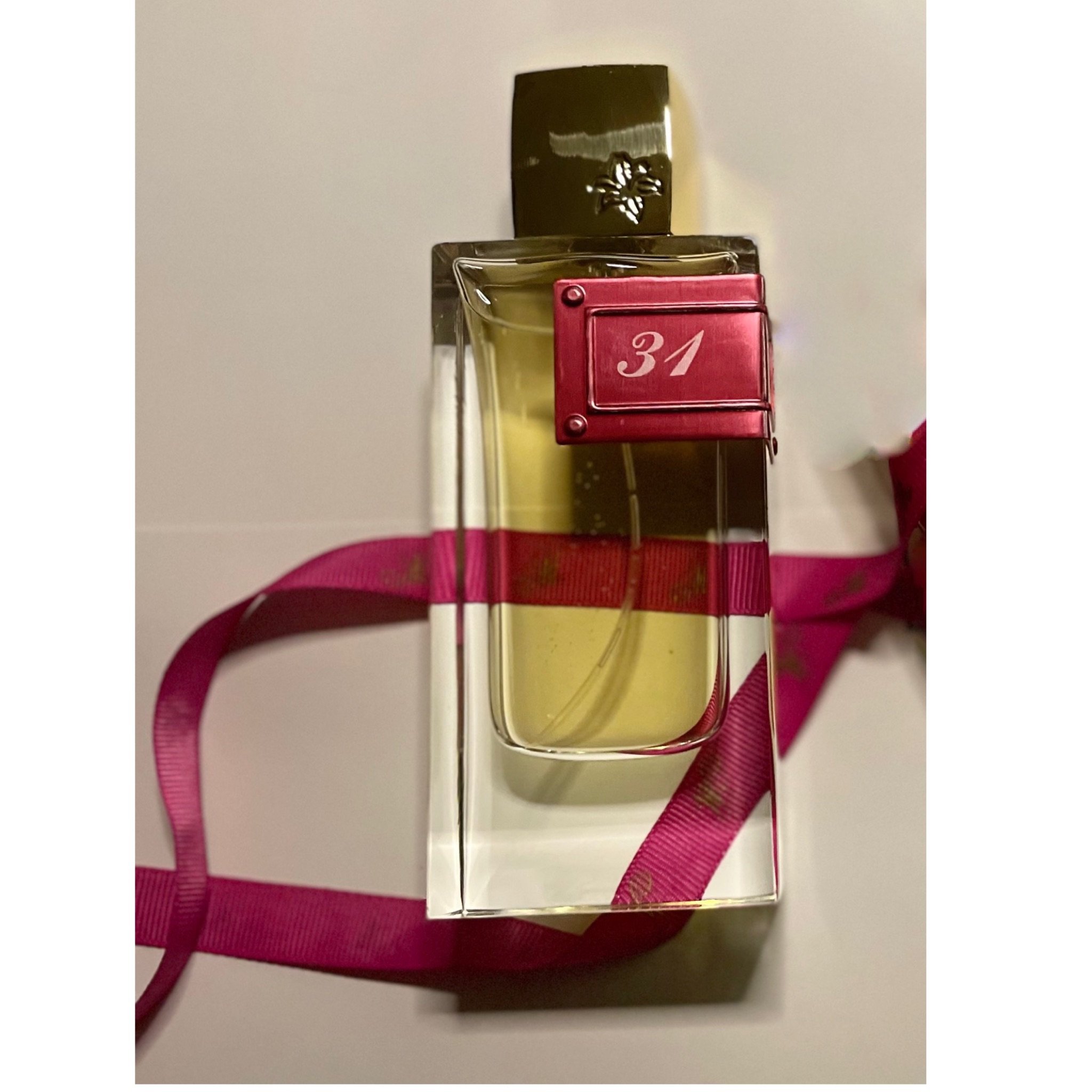 عطر 31
