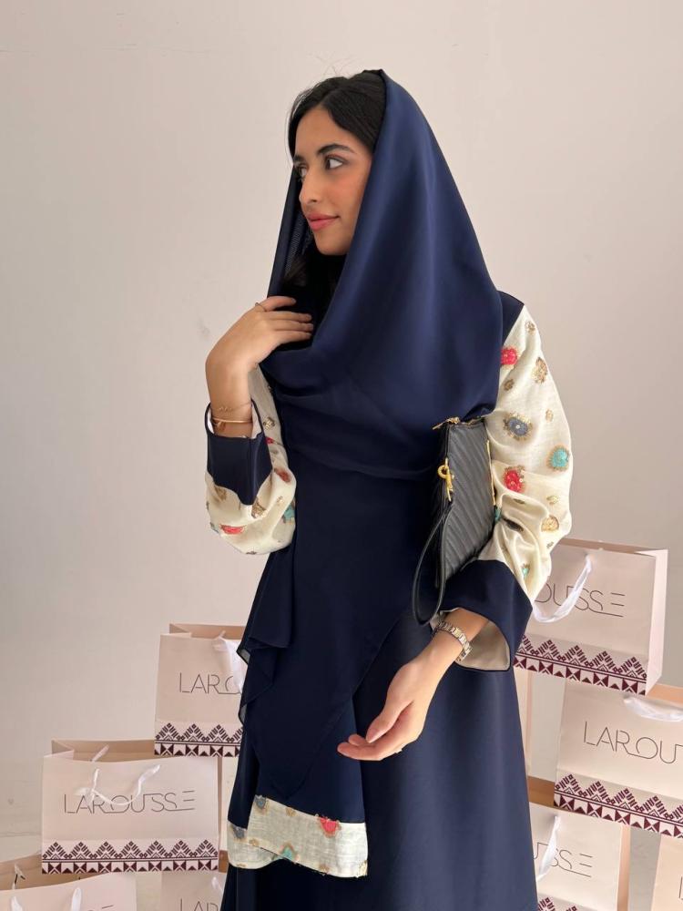 عباية بليزر كحلي