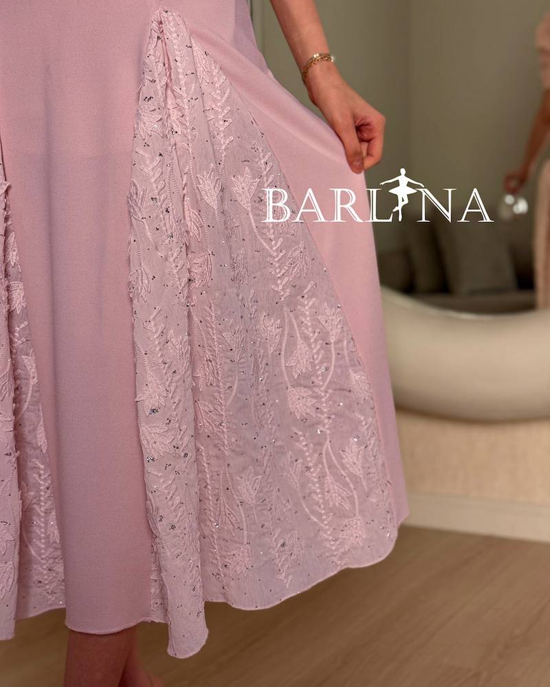 Pink midi dress with a soft  feminine cut