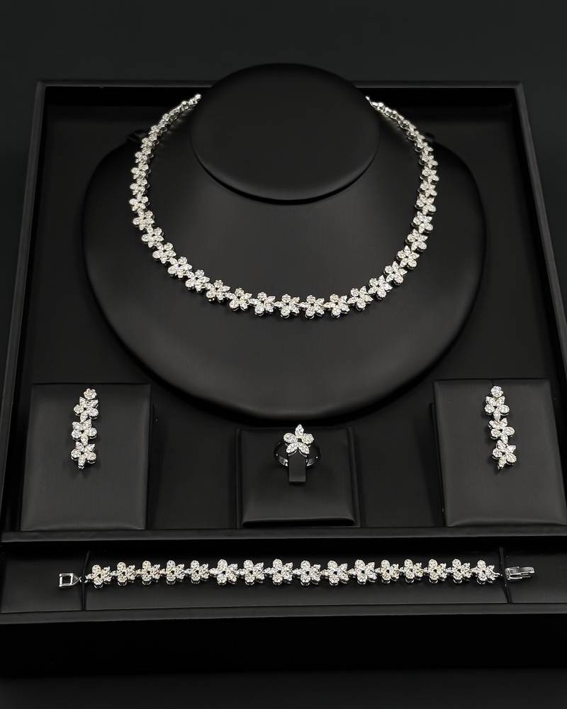 A delicate floral design accessory set