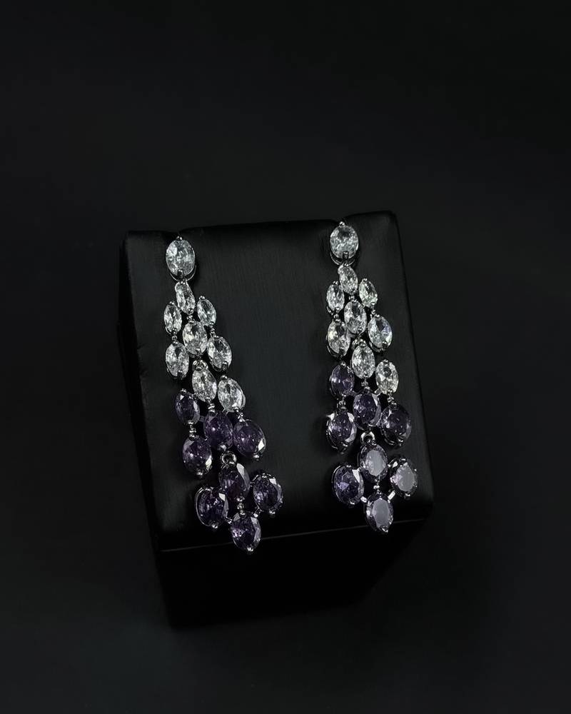 A luxurious accessory set with elegant, colorful details.