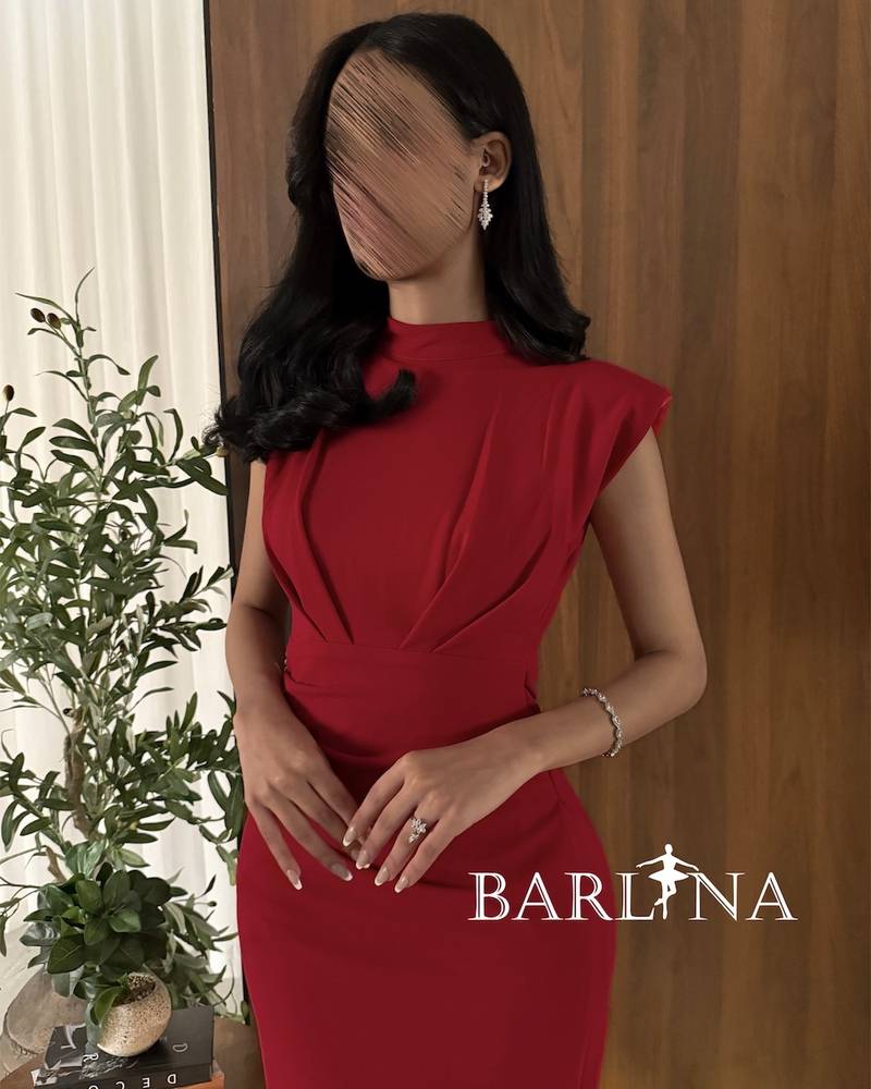 Elegant red dress with a long, straight design