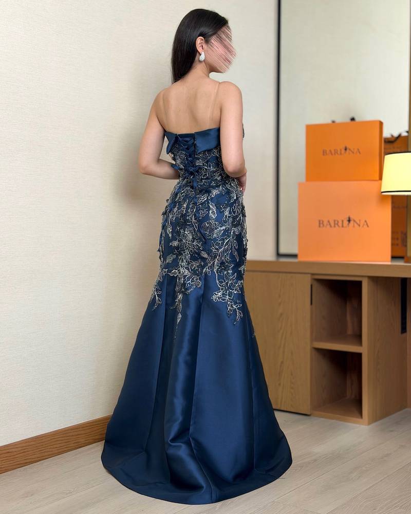 Elegant navy blue mermaid evening dress