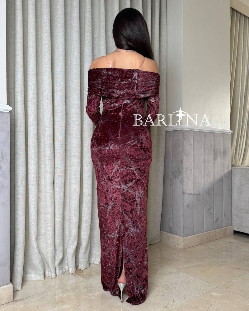 Off-the-shoulder long-sleeved burgundy dress