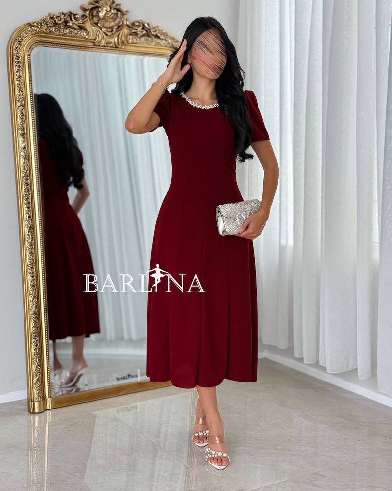 A soft dress with a sophisticated classic cut.