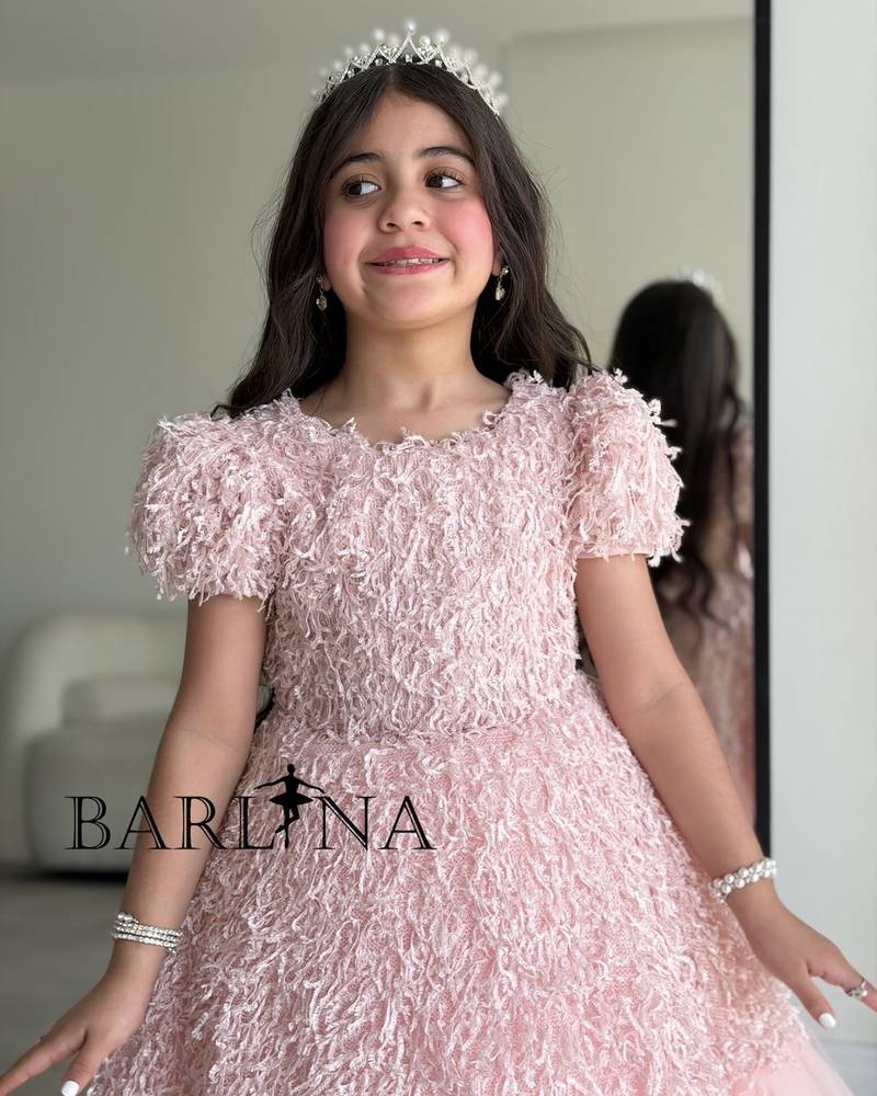 Girls' pink tulle dress