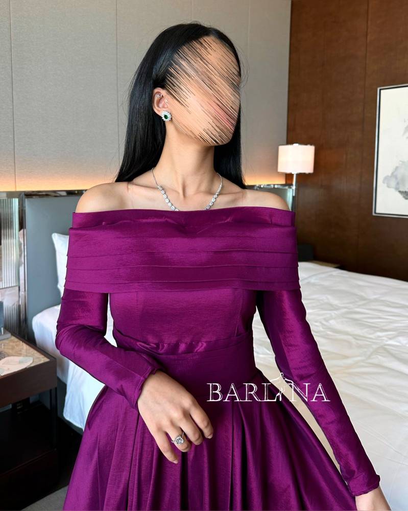 Dark magenta midi dress