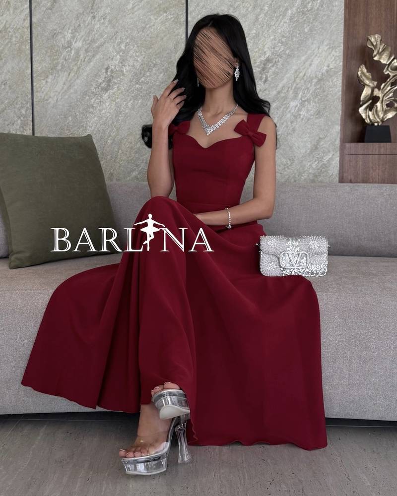 Soft burgundy sleeveless dress