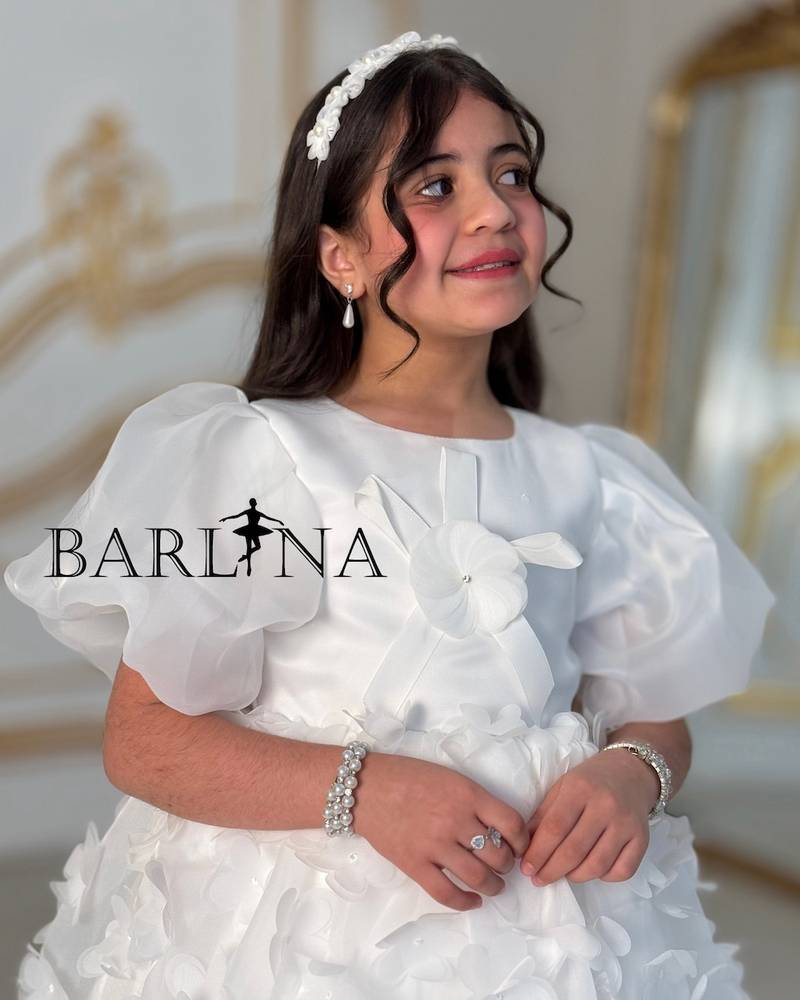 Girls' white evening dress with balloon sleeves