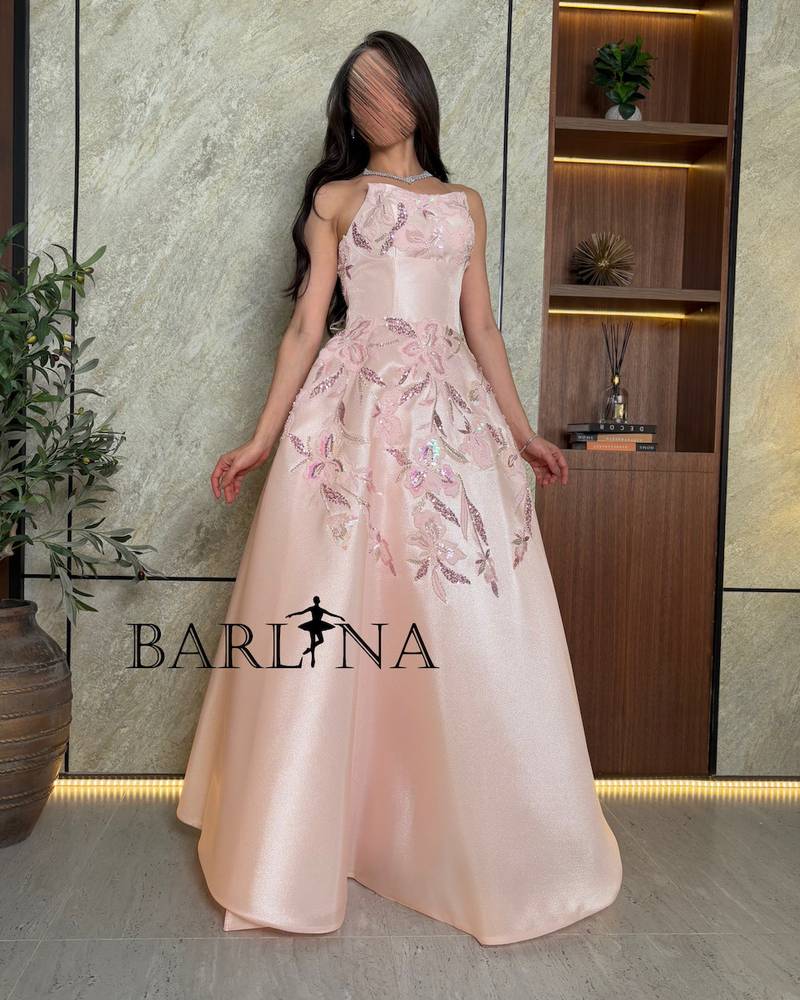 Pink dress with delicate rose embroidery