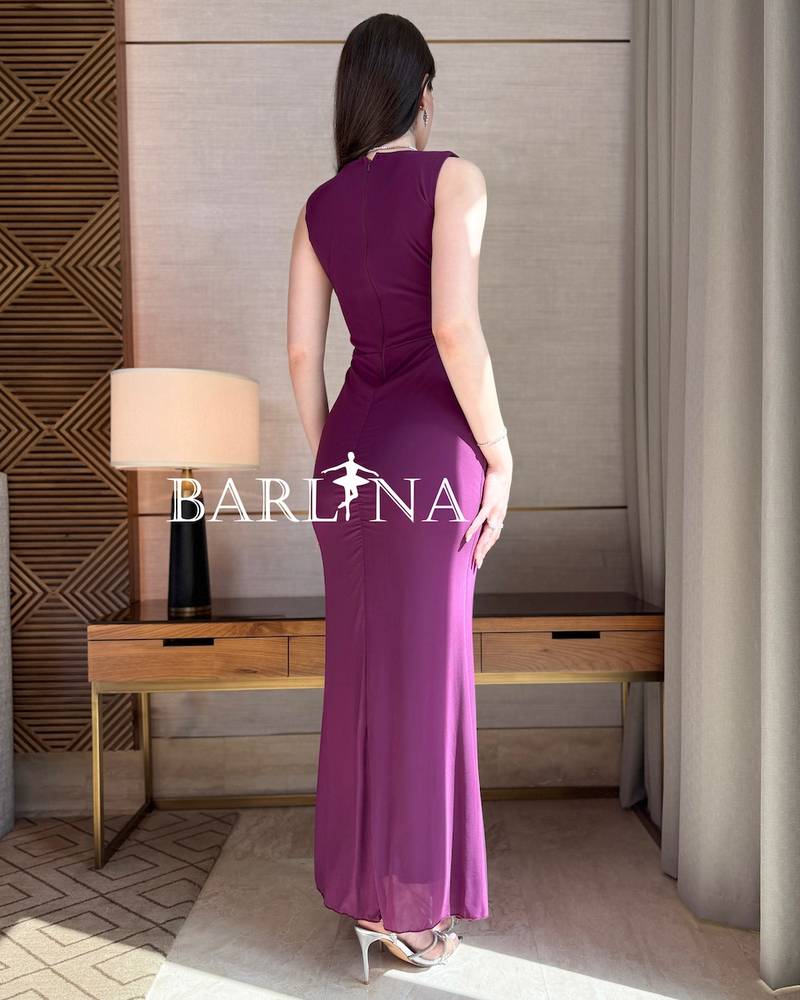 Soft purple dress with a front knot