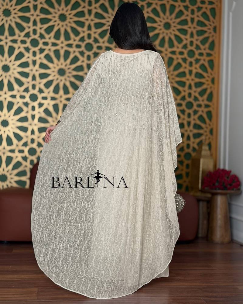 Off-white jalabiya with a wide belt and crystal embroidery