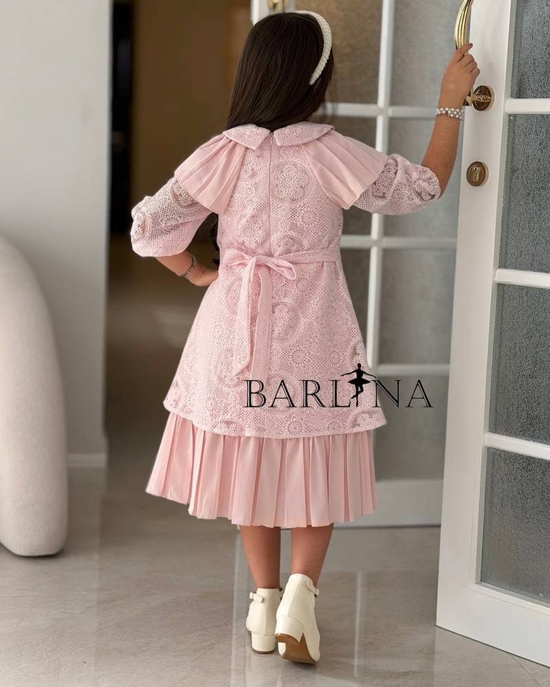 Girls' lace dress with pleated hem