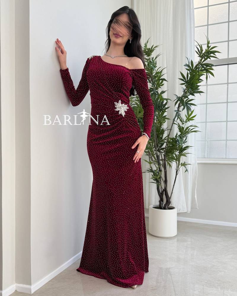 Burgundy velvet dress with crystal embroidery