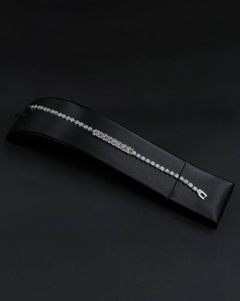 Double-sided accessory set with long earrings
