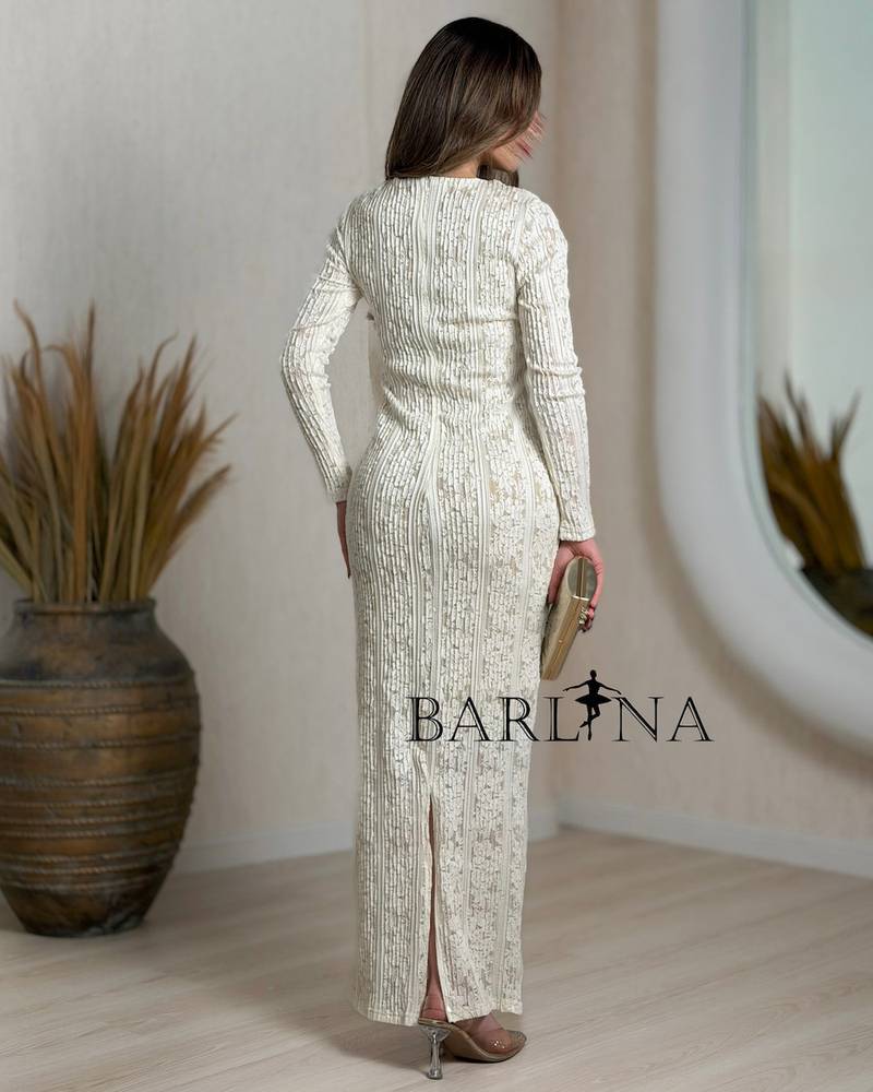 Off-white fitted dress with delicate details