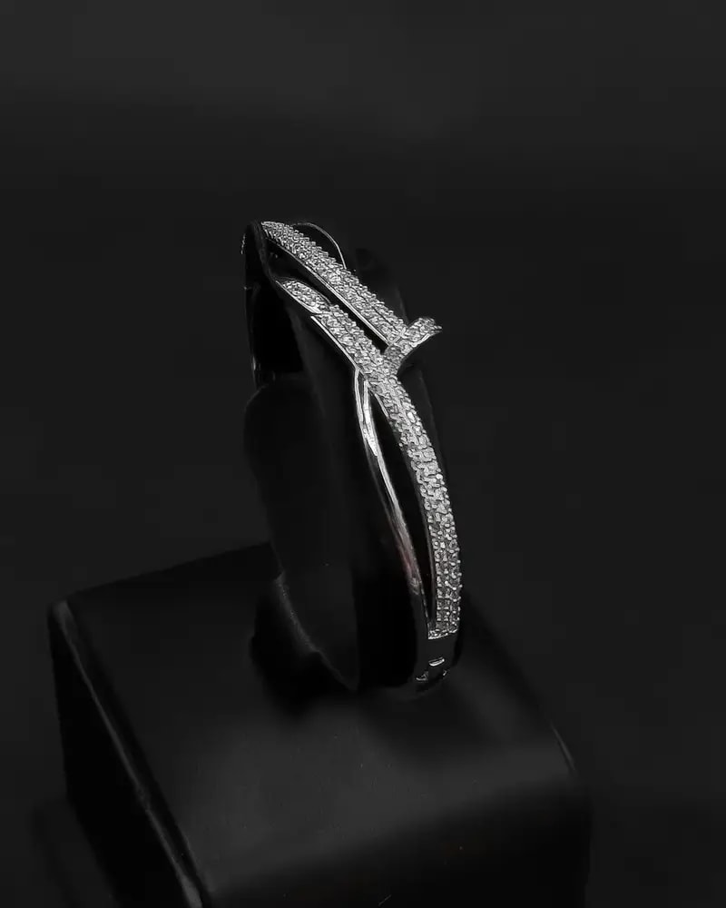 Stylish interlocking bracelet and ring