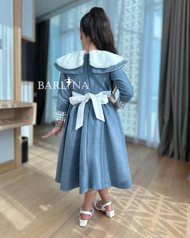 Girls' navy dress with white bow