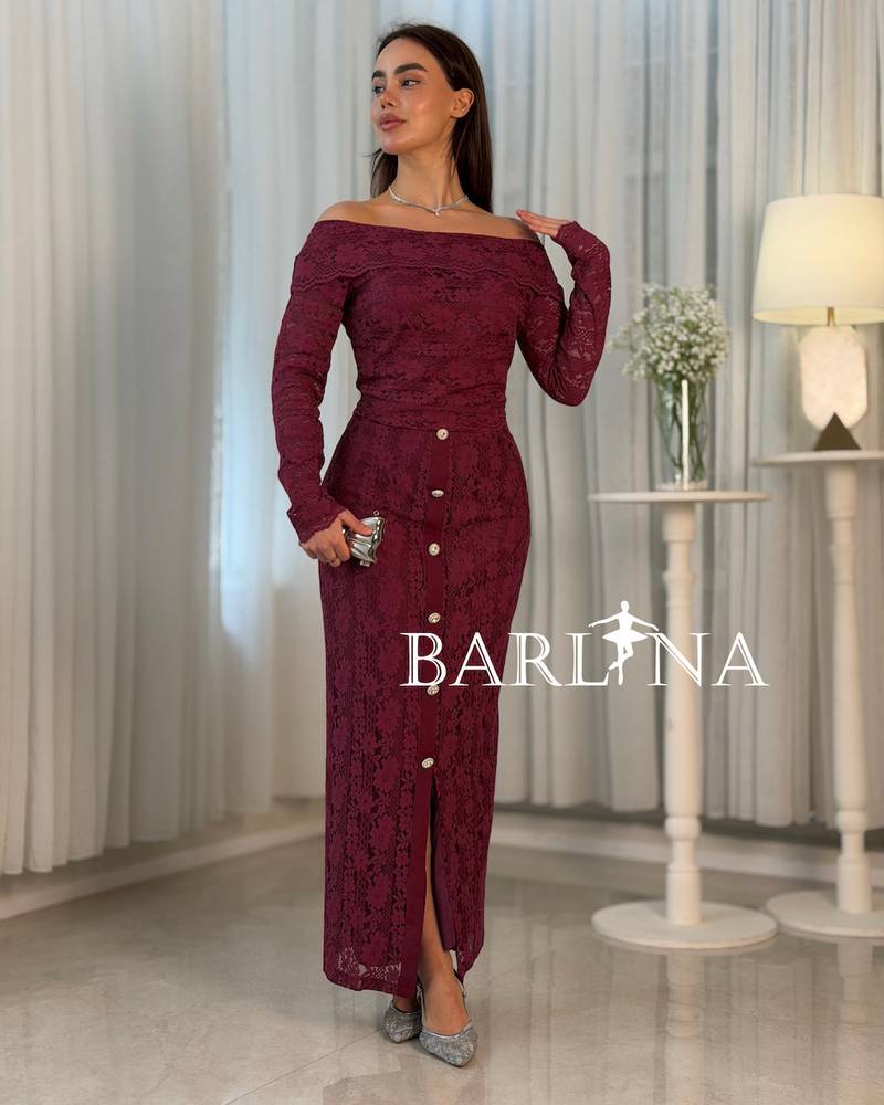 Fuchsia lace set with front buttons