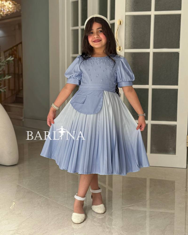 Girls' ombre pleated dress