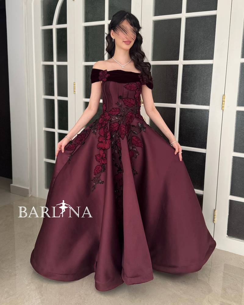 Burgundy off-shoulder dress with raised embroidery