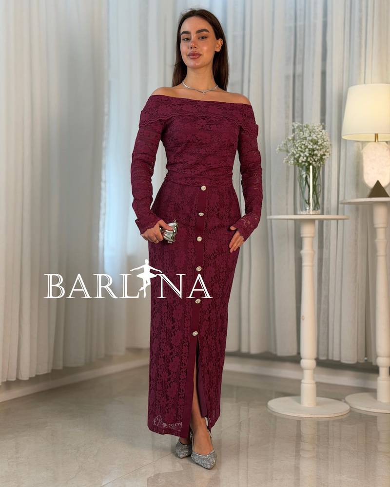 Fuchsia lace set with front buttons