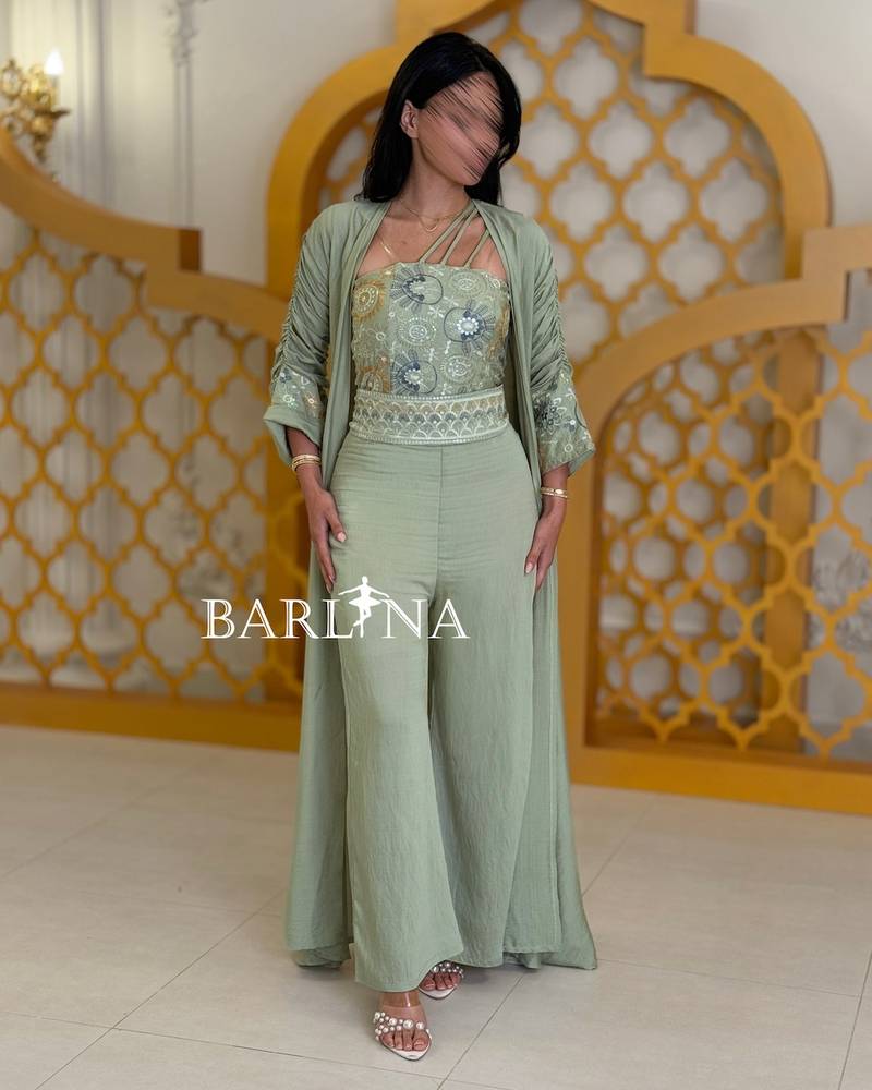 Luxurious jalabiya with an embroidered jumpsuit
