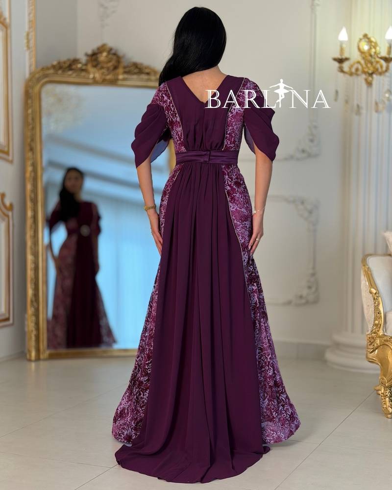 Long purple dress with side prints