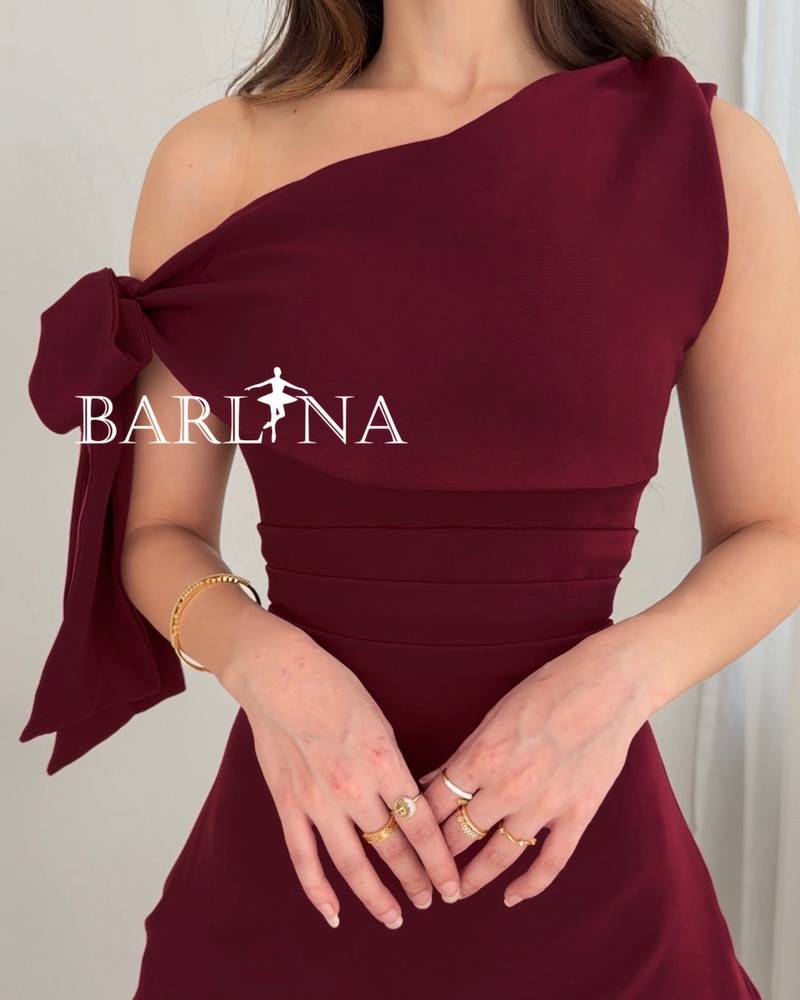A soft and elegant dress with smooth layers