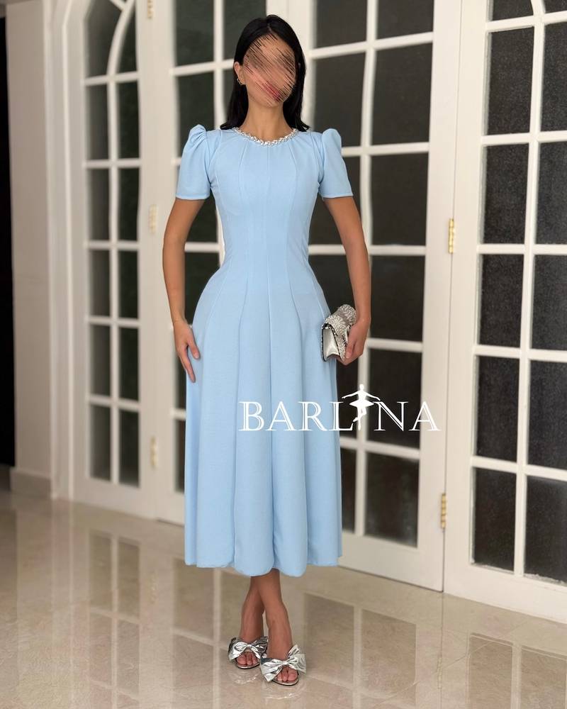 A soft dress with a sophisticated classic cut.