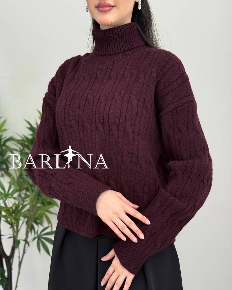 Winter set with a high collar and a soft knit pattern