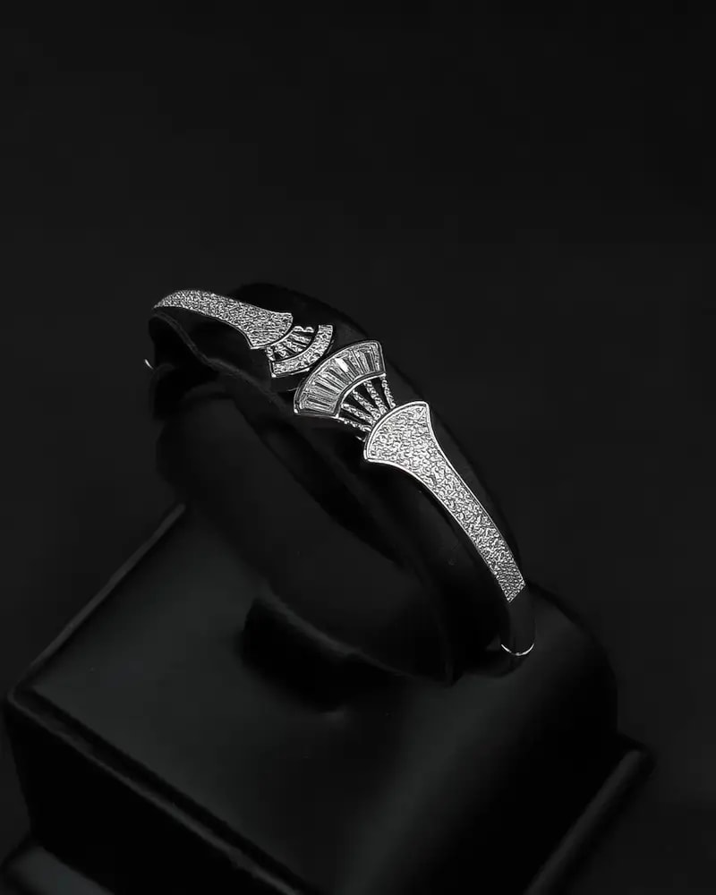 Unique fan-shaped bracelet and ring