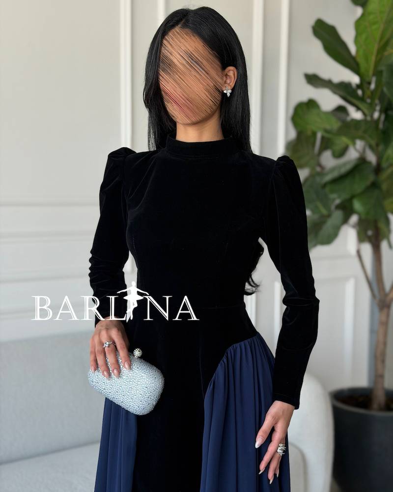 Black velvet dress with a soft design