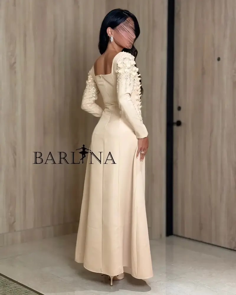 فستان مناسبات بيج واسع بتصميم كلاسيكي