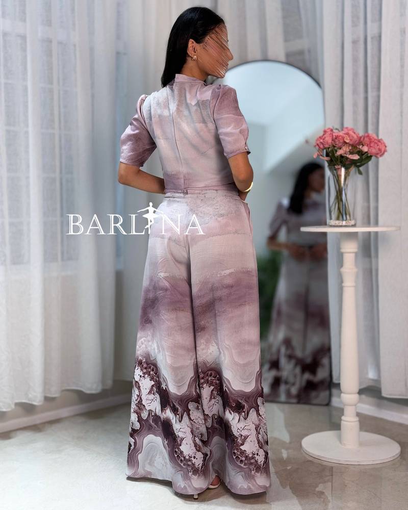Wide-leg pants set with a cropped top in calm colors