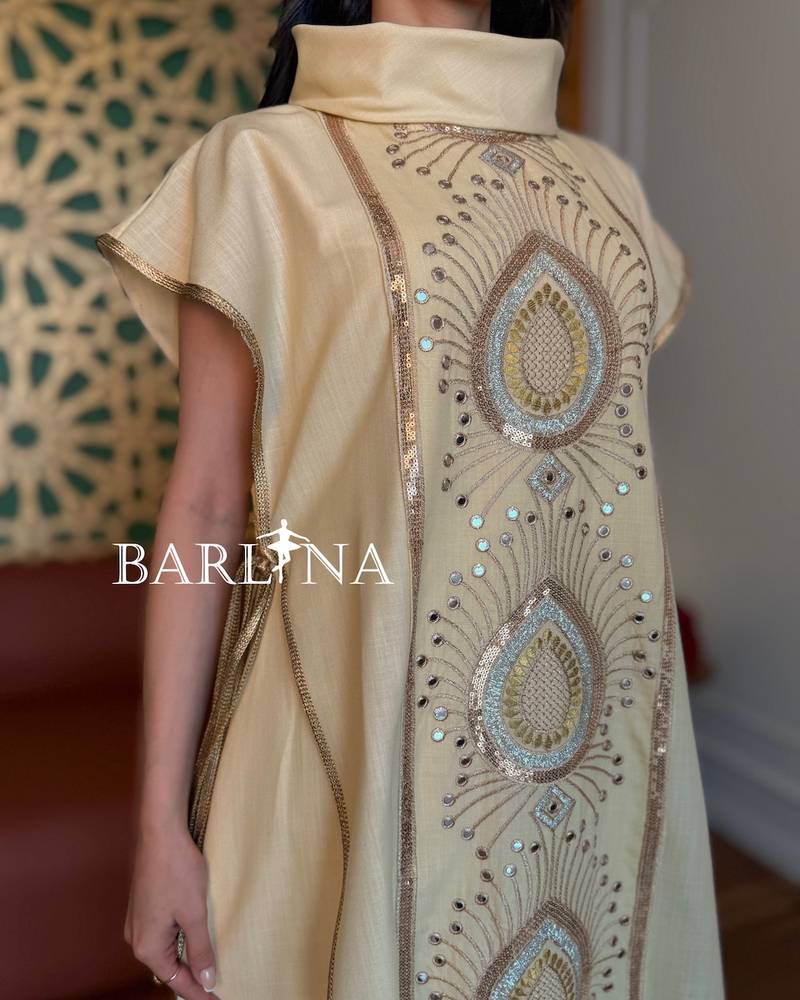 Beige jalabiya with a high collar and straight cut