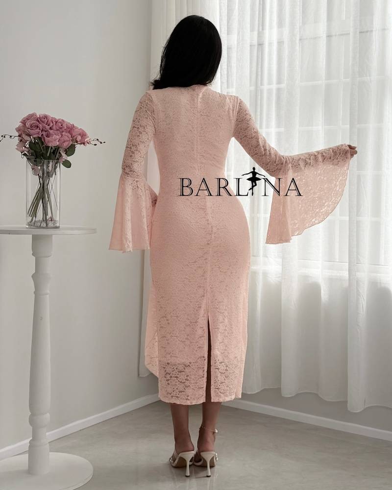 Pink lace midi dress with a feminine cut