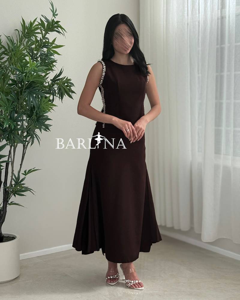 Soft brown sleeveless dress with side details