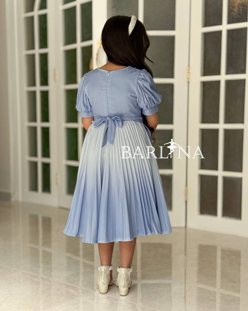 Girls' ombre pleated dress