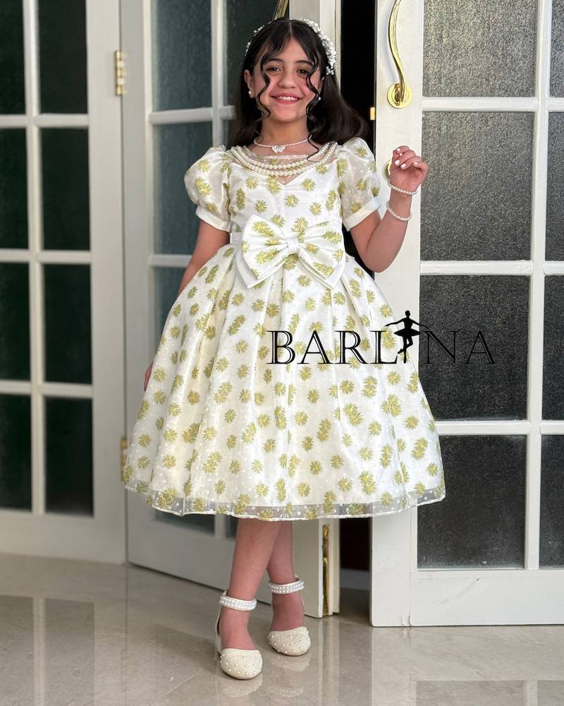 Girls' puffy dress with a front bow