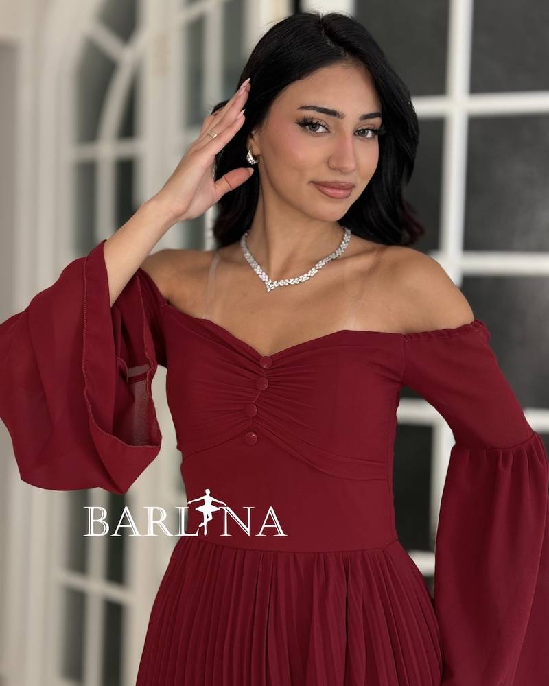 Soft burgundy dress with pleated details