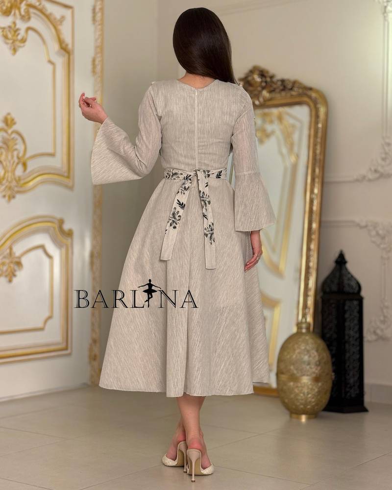 Soft jalabiya with embroidered vest