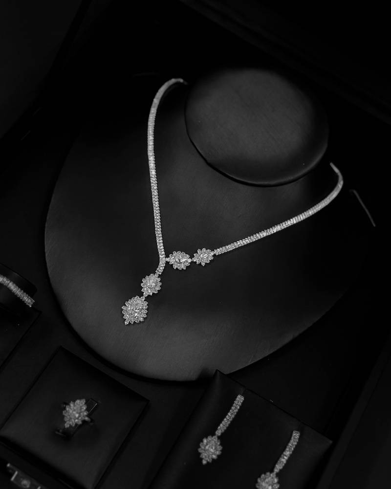Accessory set studded with delicate sparkling stones
