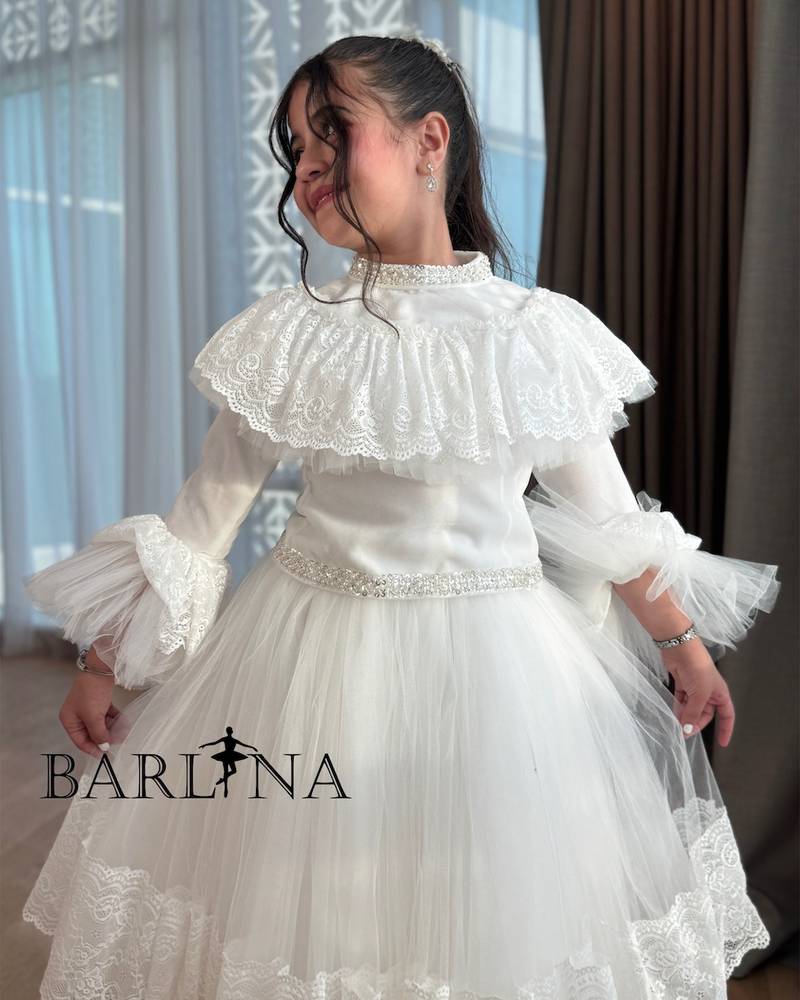 Classic white girls' dress with lace layers