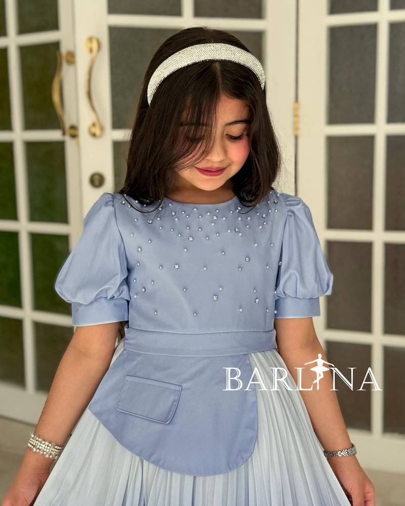 Girls' ombre pleated dress