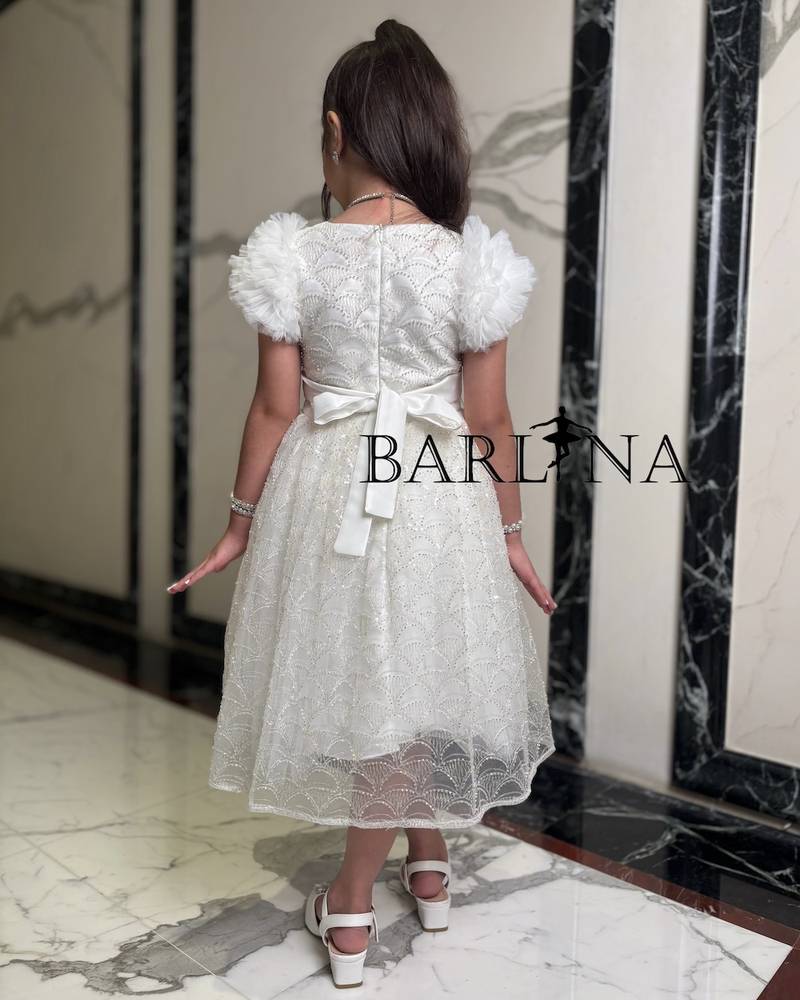 Ivory tulle girls' dress with short sleeves