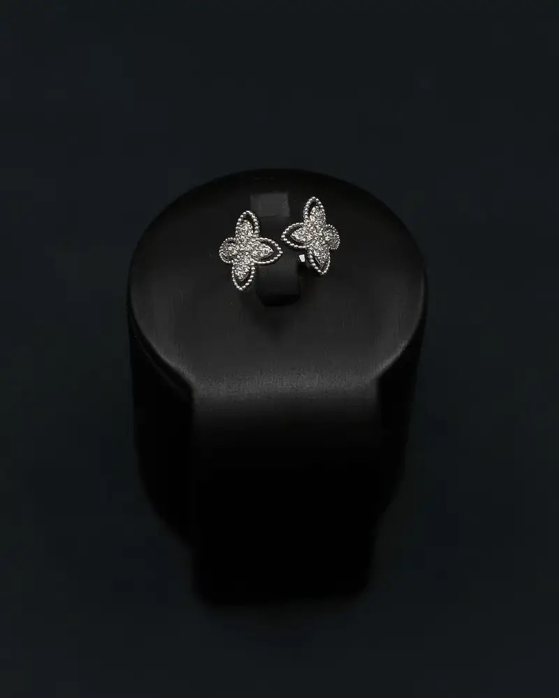 Stylish bracelet and ring with a sparkling star design